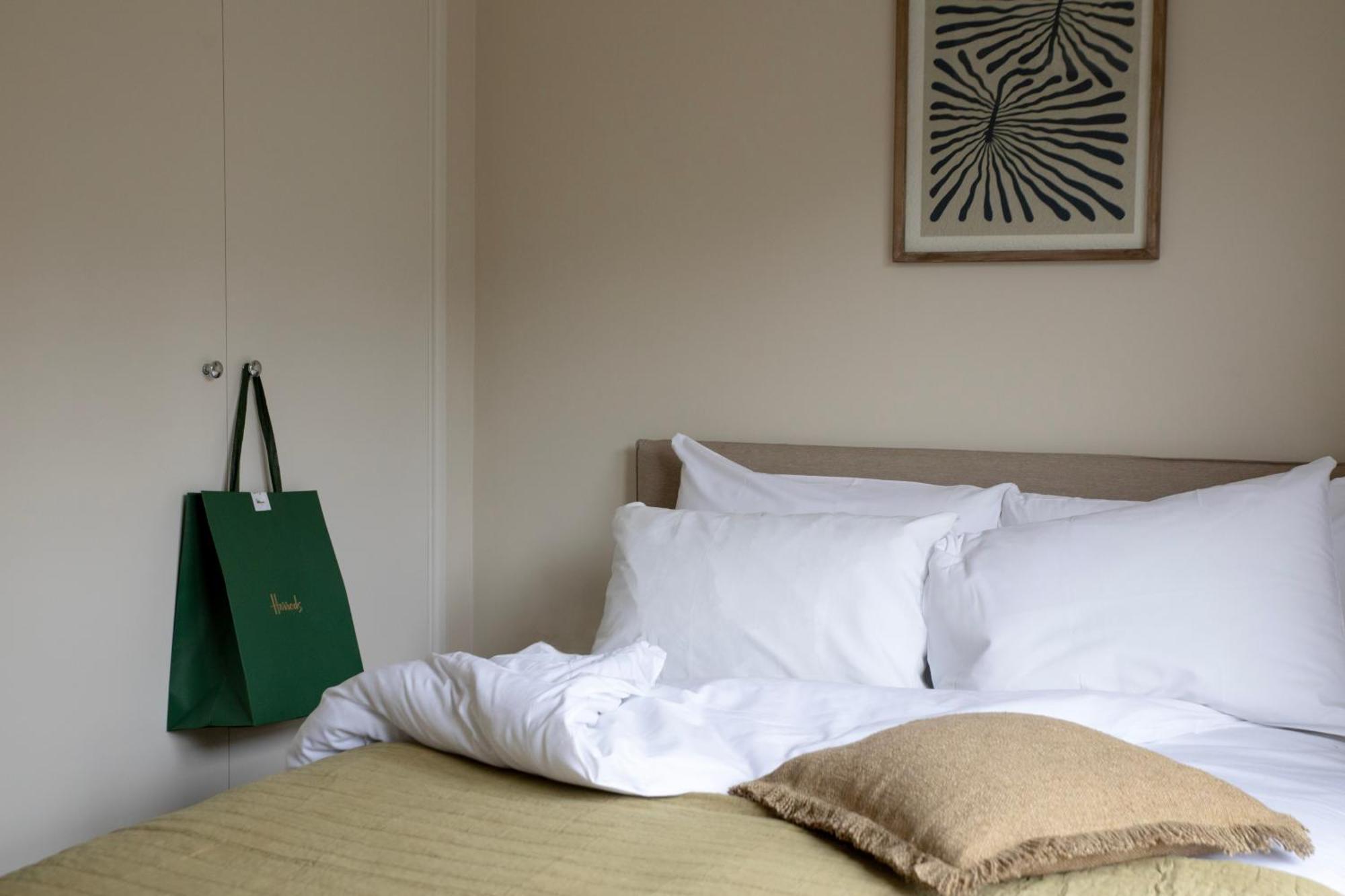 Апарт-отель Gulaid House Knightsbridge By Bob W 5*