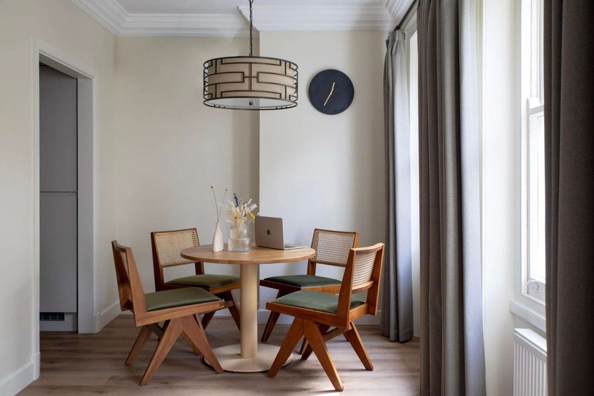 Апарт-отель Gulaid House Knightsbridge By Bob W
