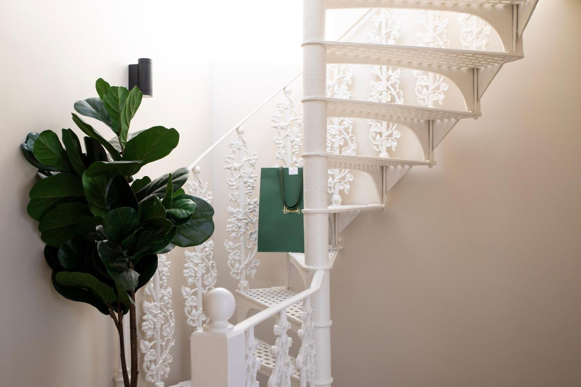 Gulaid House Knightsbridge By Bob W Апарт-отель 5*
